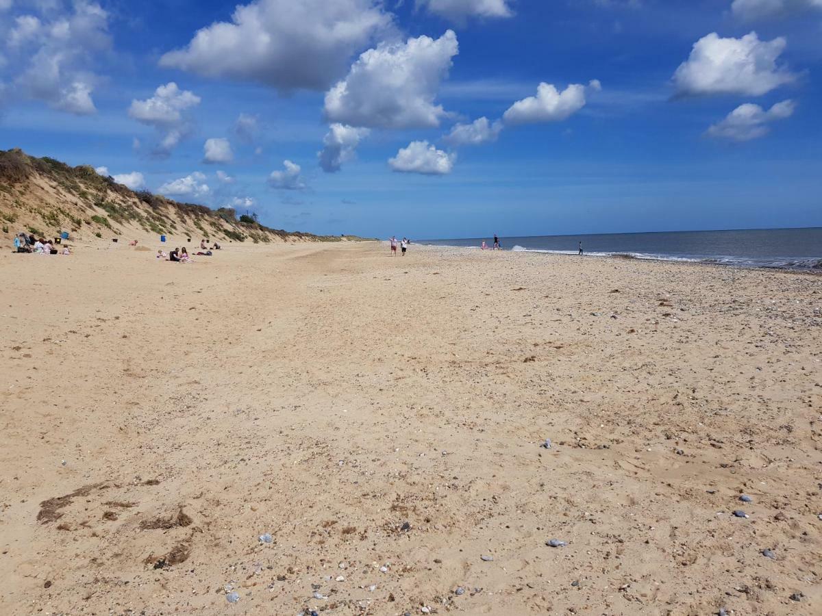 218 - 2 Bed Chalet, Belle Aire, Beach Road, Hemsby, Nr29 Eksteriør billede